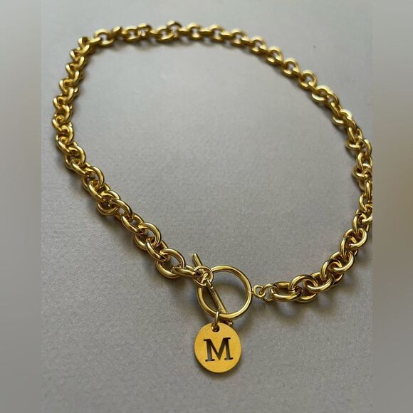 Gold Initial M Pendant Necklace A1372 - Picture 3 of 4